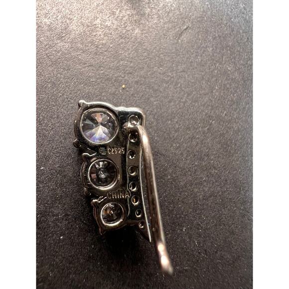 CZ earrings in gunmetal rhodium over sterling silver - Picture 8 of 10